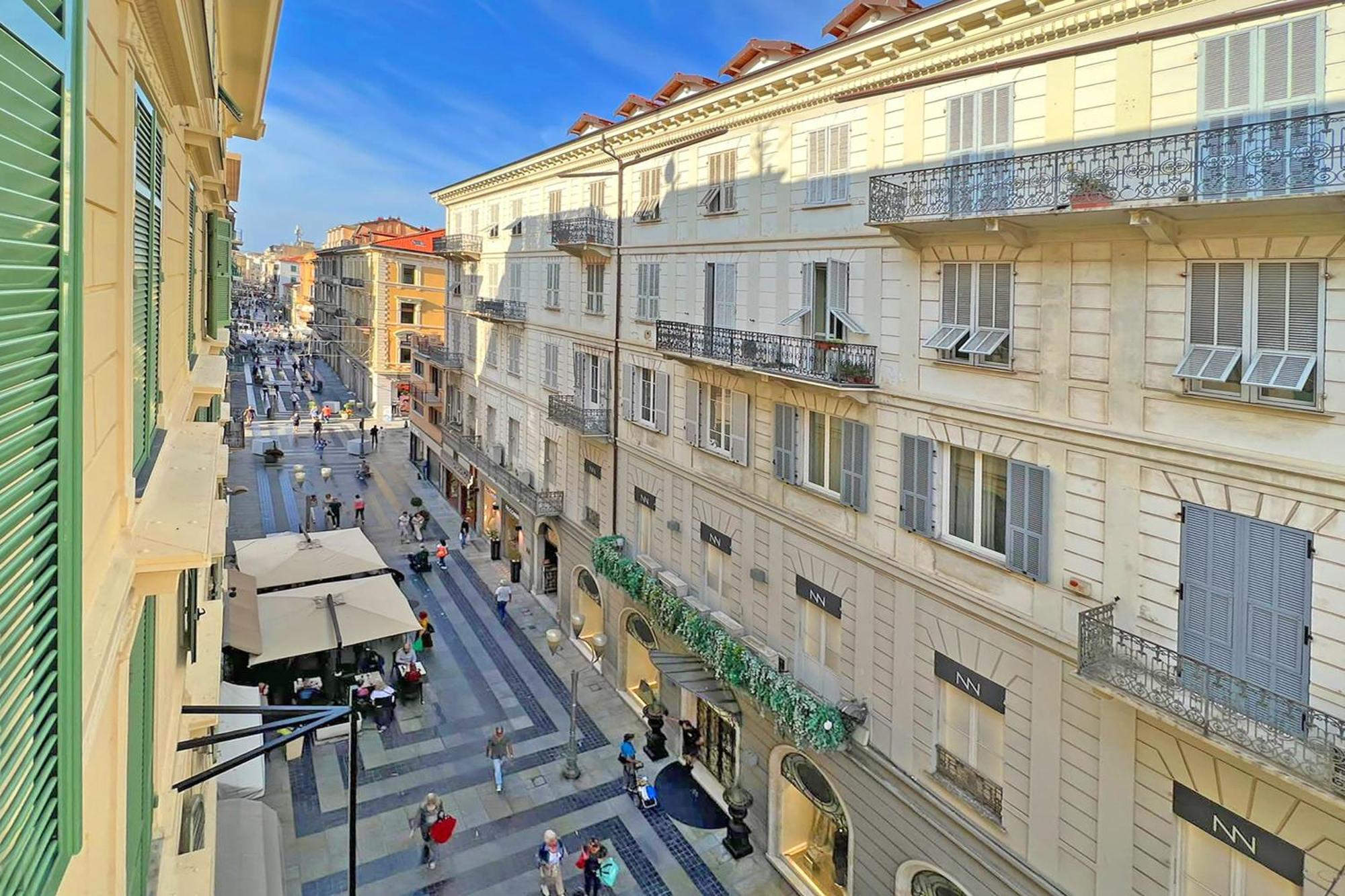 Seven Suites Apartments - Via Matteotti 178 Sanremo Bilik gambar