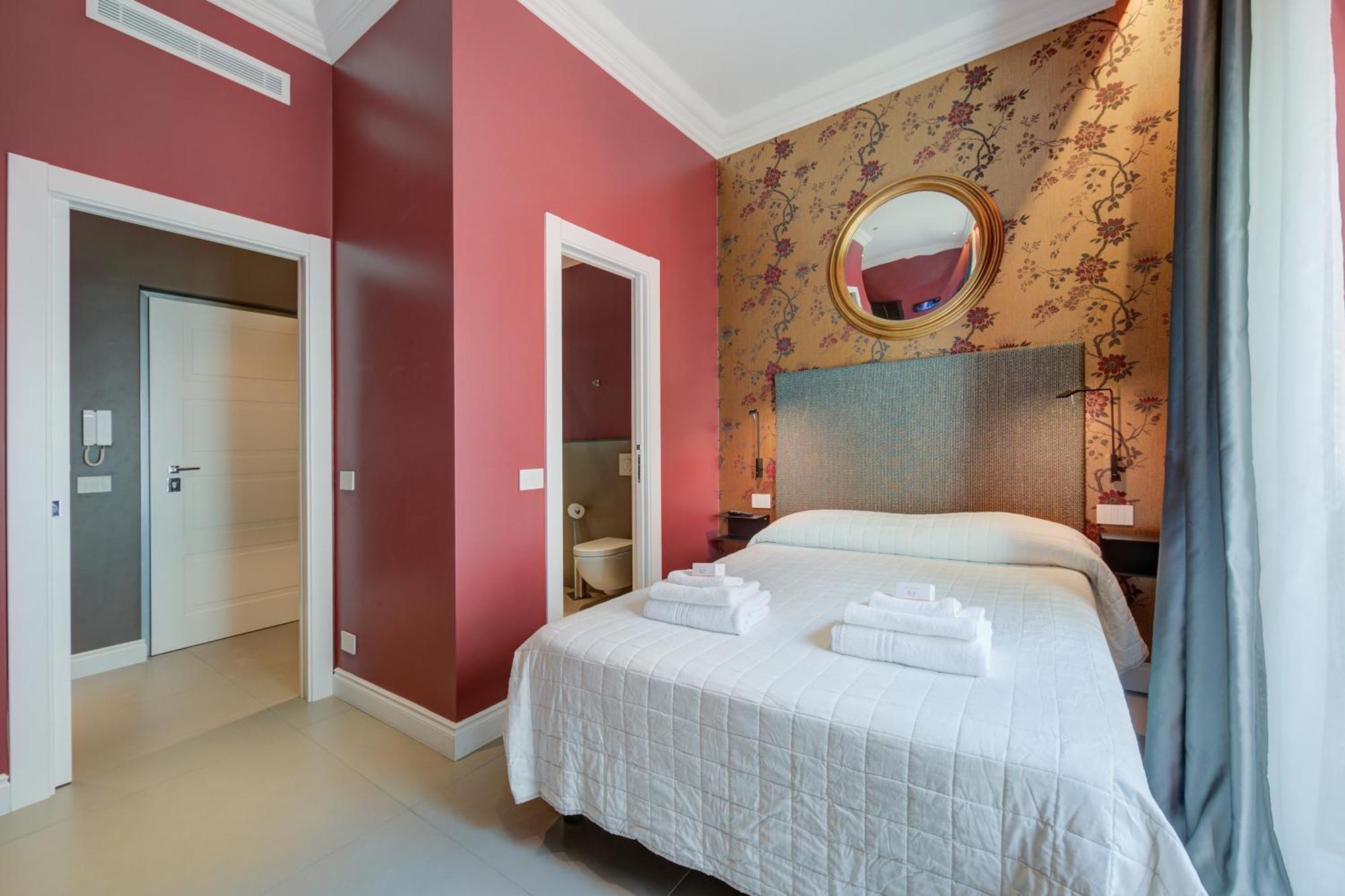 Seven Suites Apartments - Via Matteotti 178 Sanremo Luaran gambar