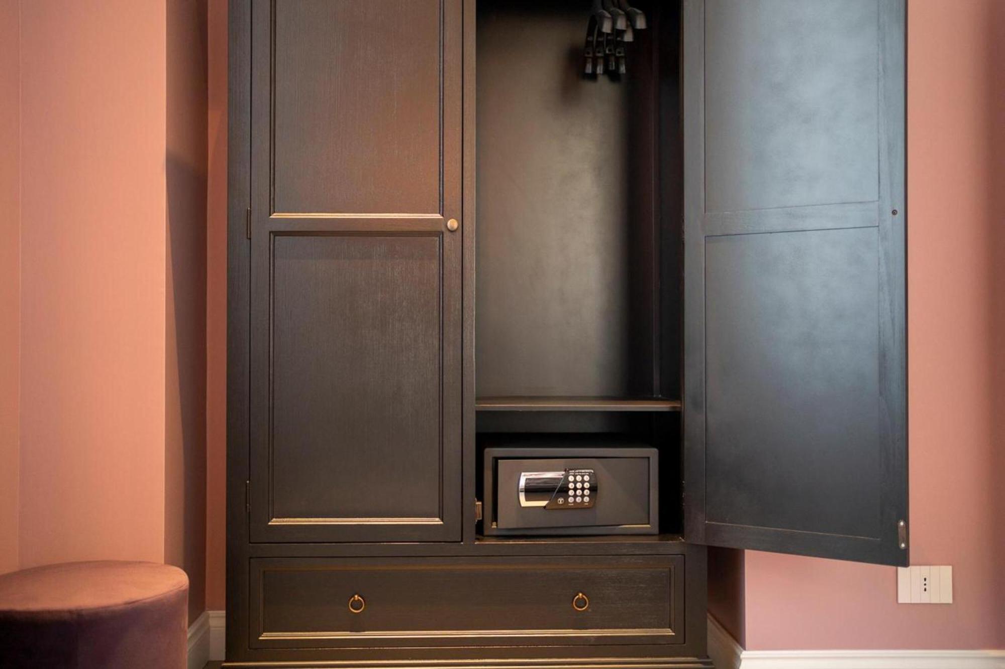 Seven Suites Apartments - Via Matteotti 178 Sanremo Luaran gambar