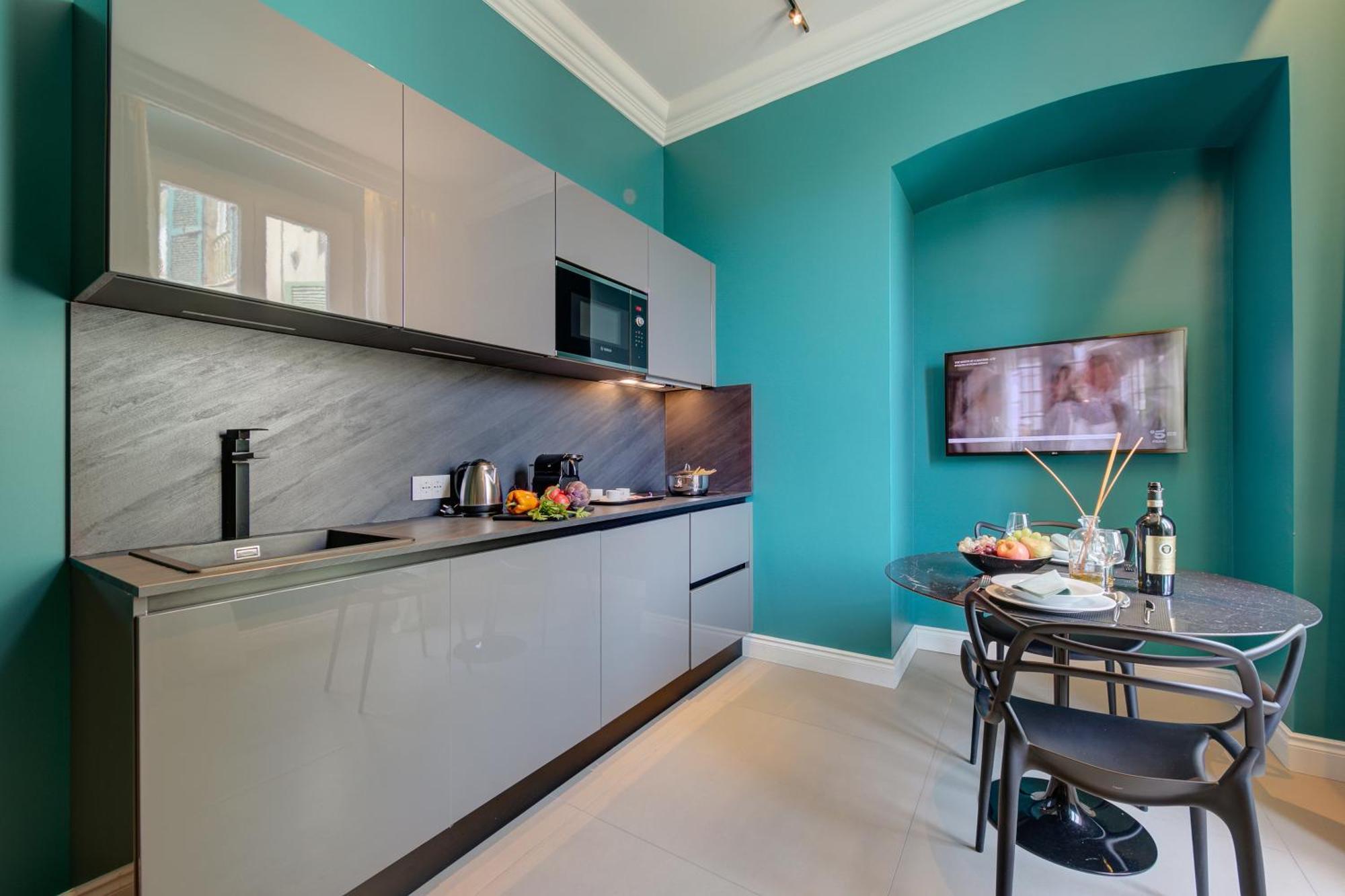 Seven Suites Apartments - Via Matteotti 178 Sanremo Luaran gambar
