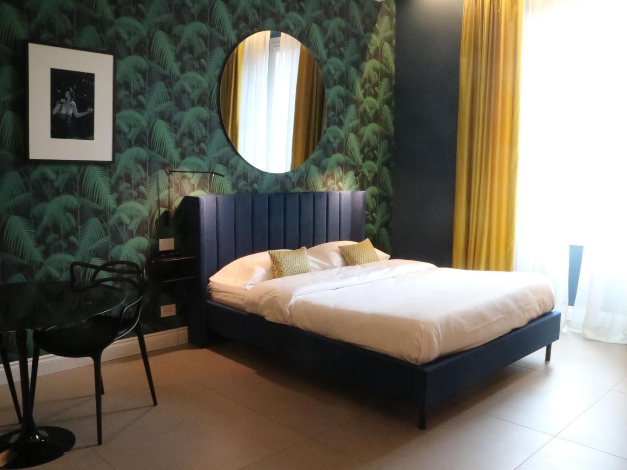 Seven Suites Apartments - Via Matteotti 178 Sanremo Luaran gambar